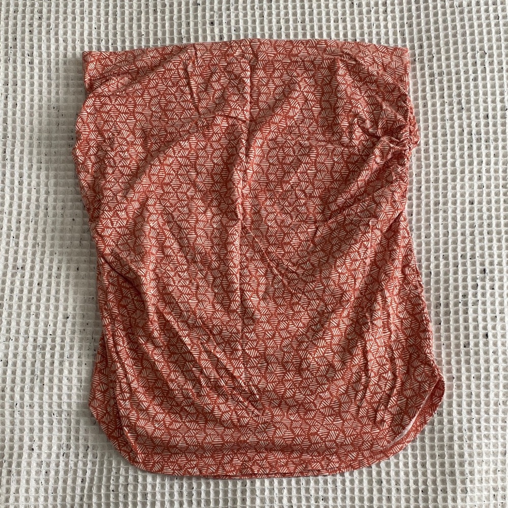 VGUC Patagonia pull on skirt. Stretchy, lightweight, soft, wicking. Small.